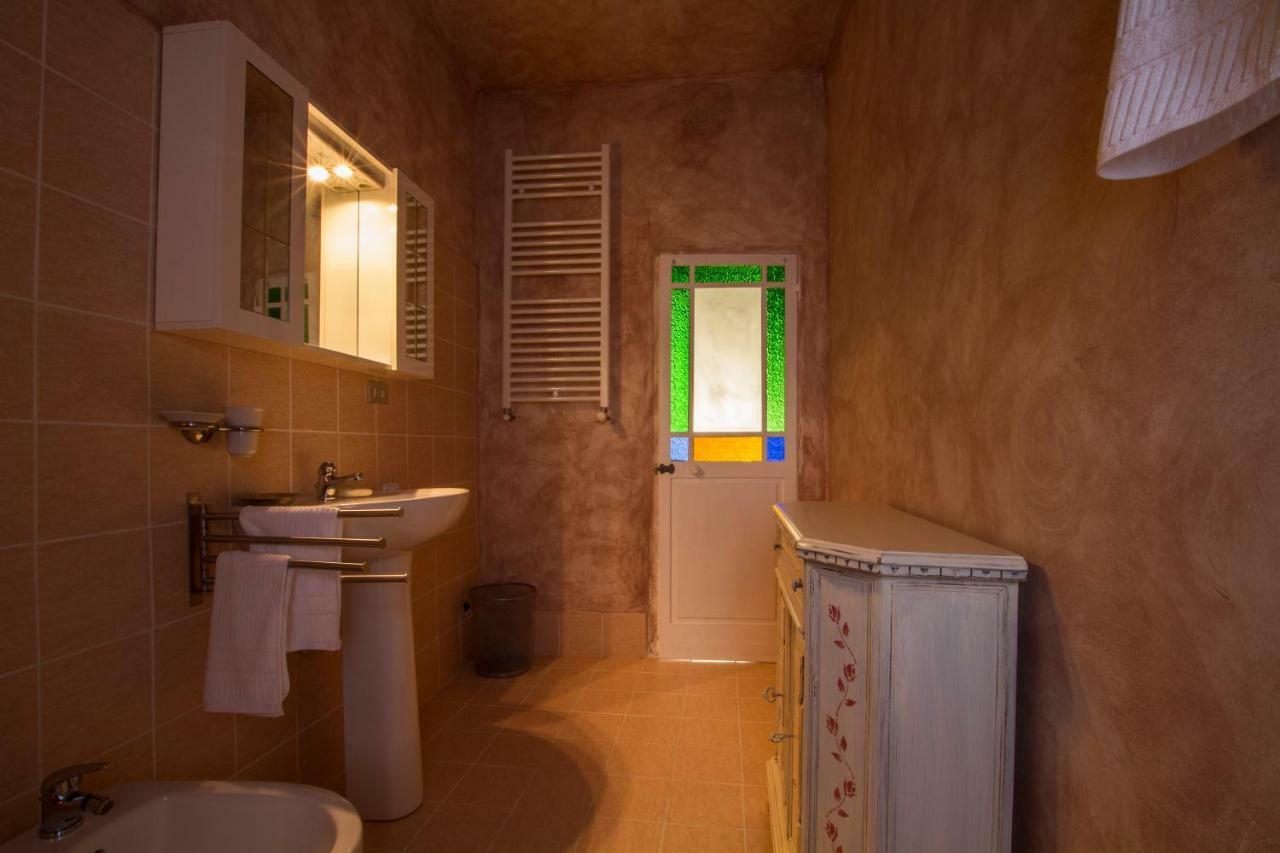 Bed and Breakfast Borgo Della Rocca Montemurlo Exterior foto