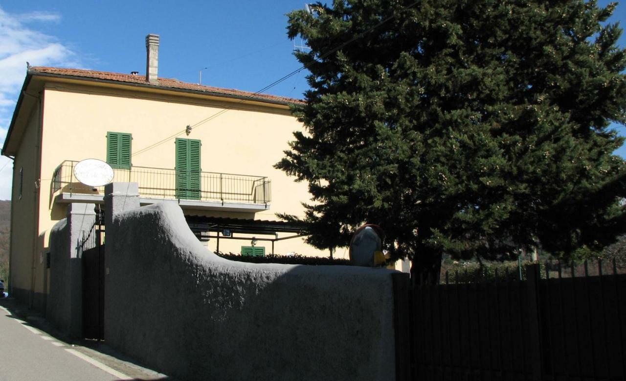 Bed and Breakfast Borgo Della Rocca Montemurlo Exterior foto
